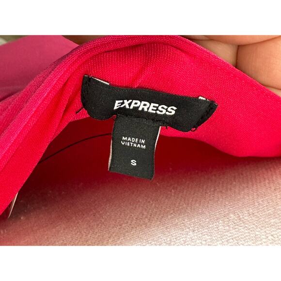 Express Halter Top Sleeveless Raspberry Pink Size Small NEW - Picture 5 of 6
